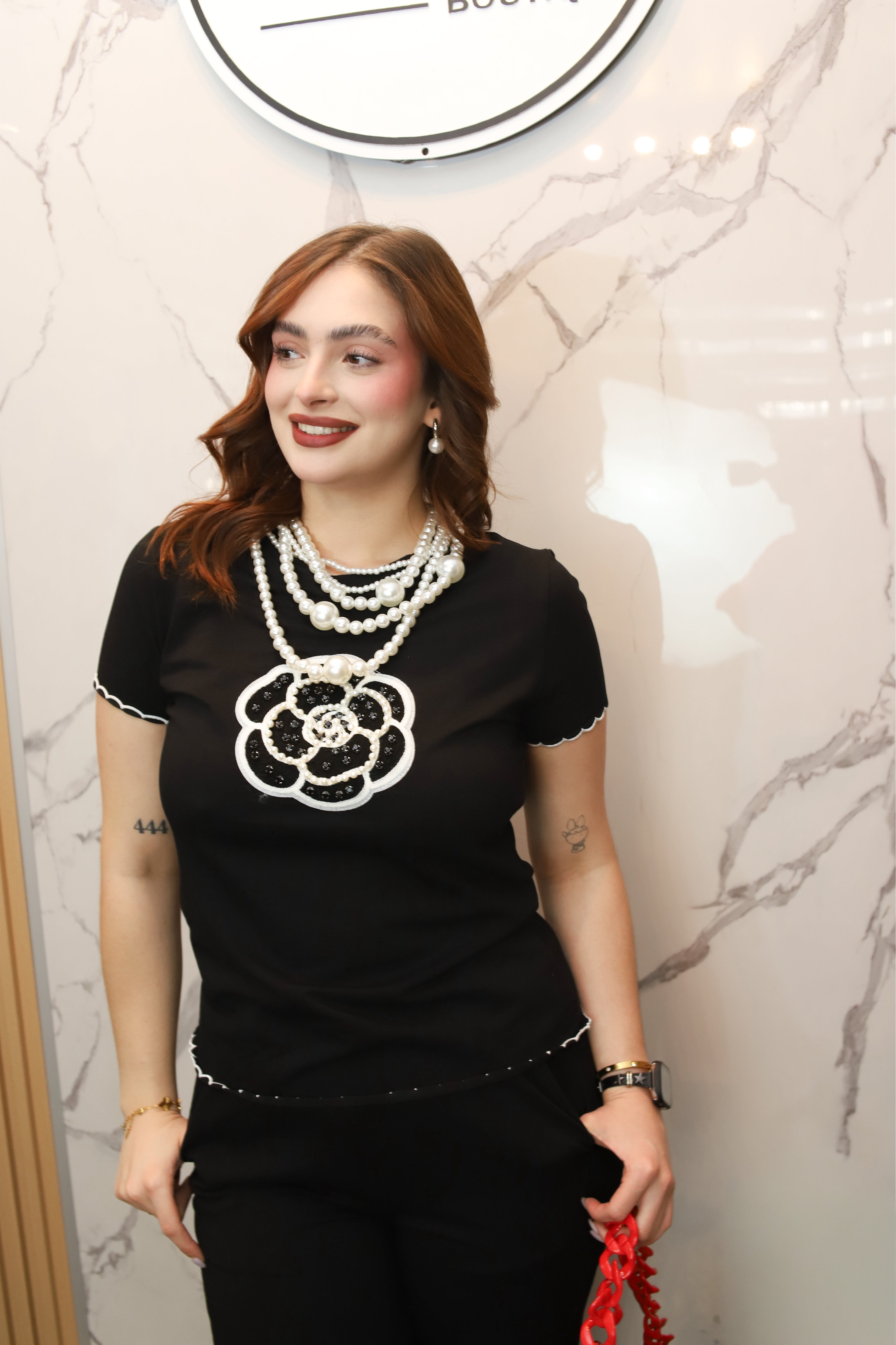 Blusa Camellia Noir