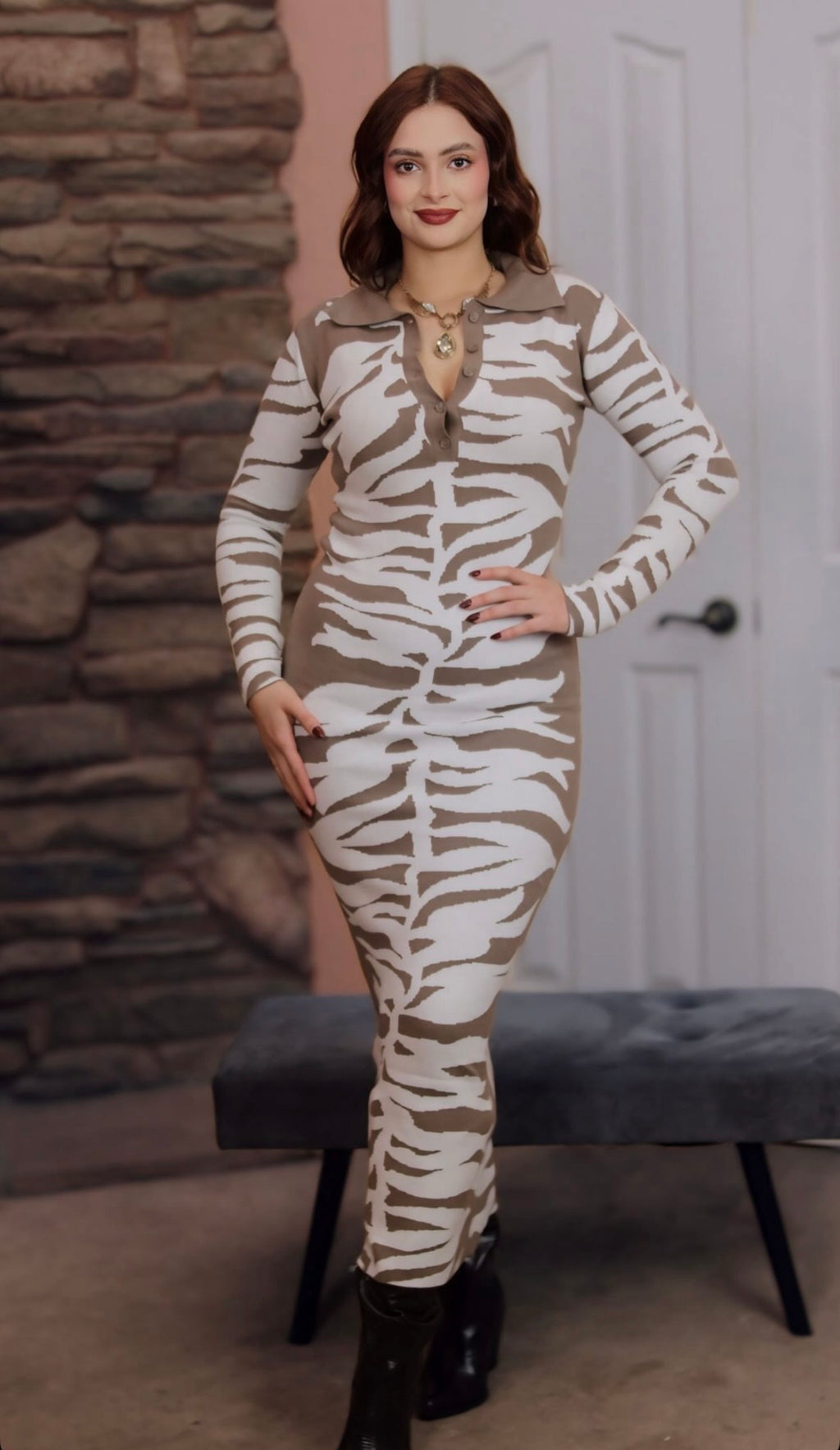 Vestido Midi Knit Animal Print – Elegancia Salvaje