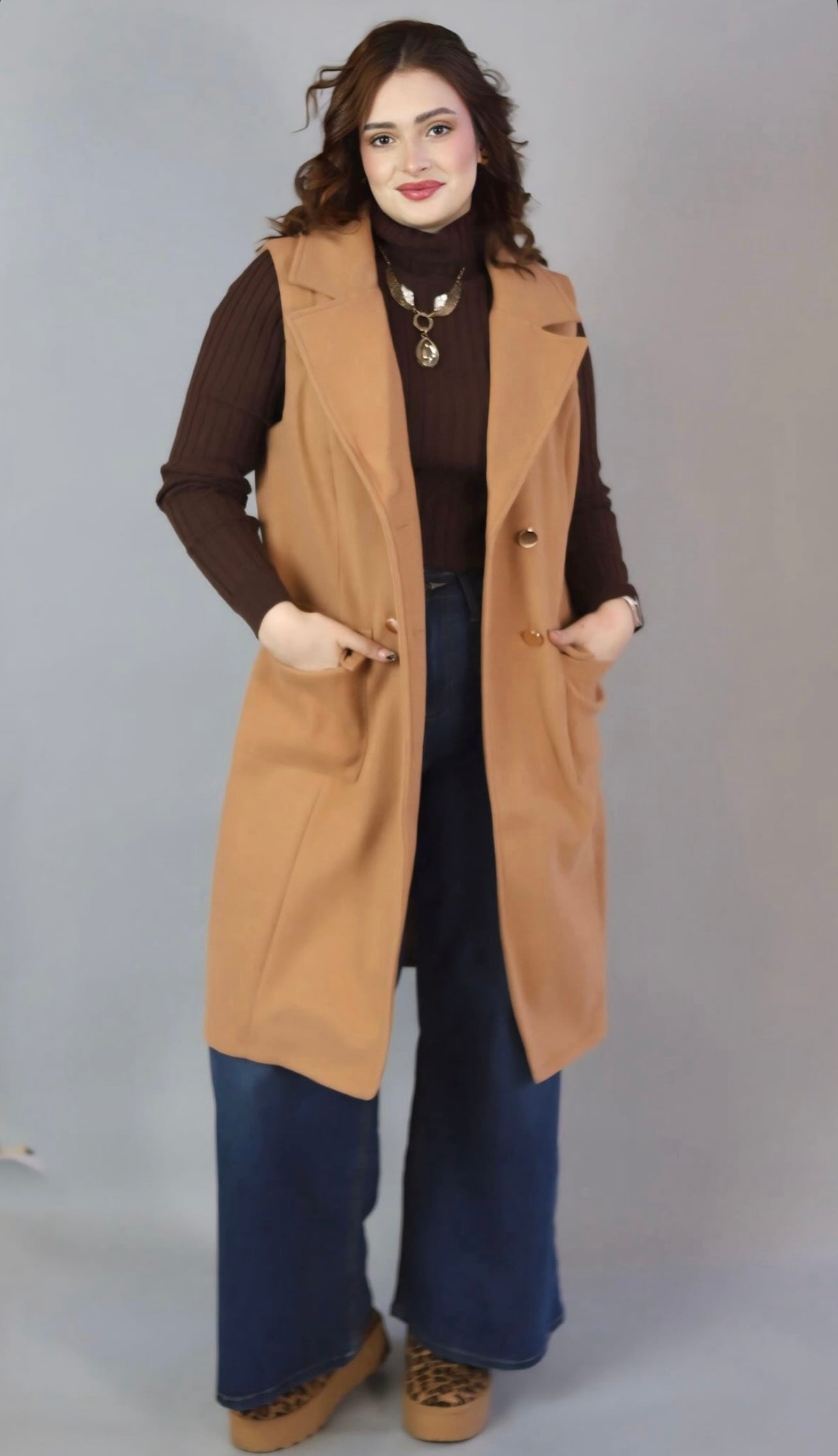 Chaleco Essential Camel